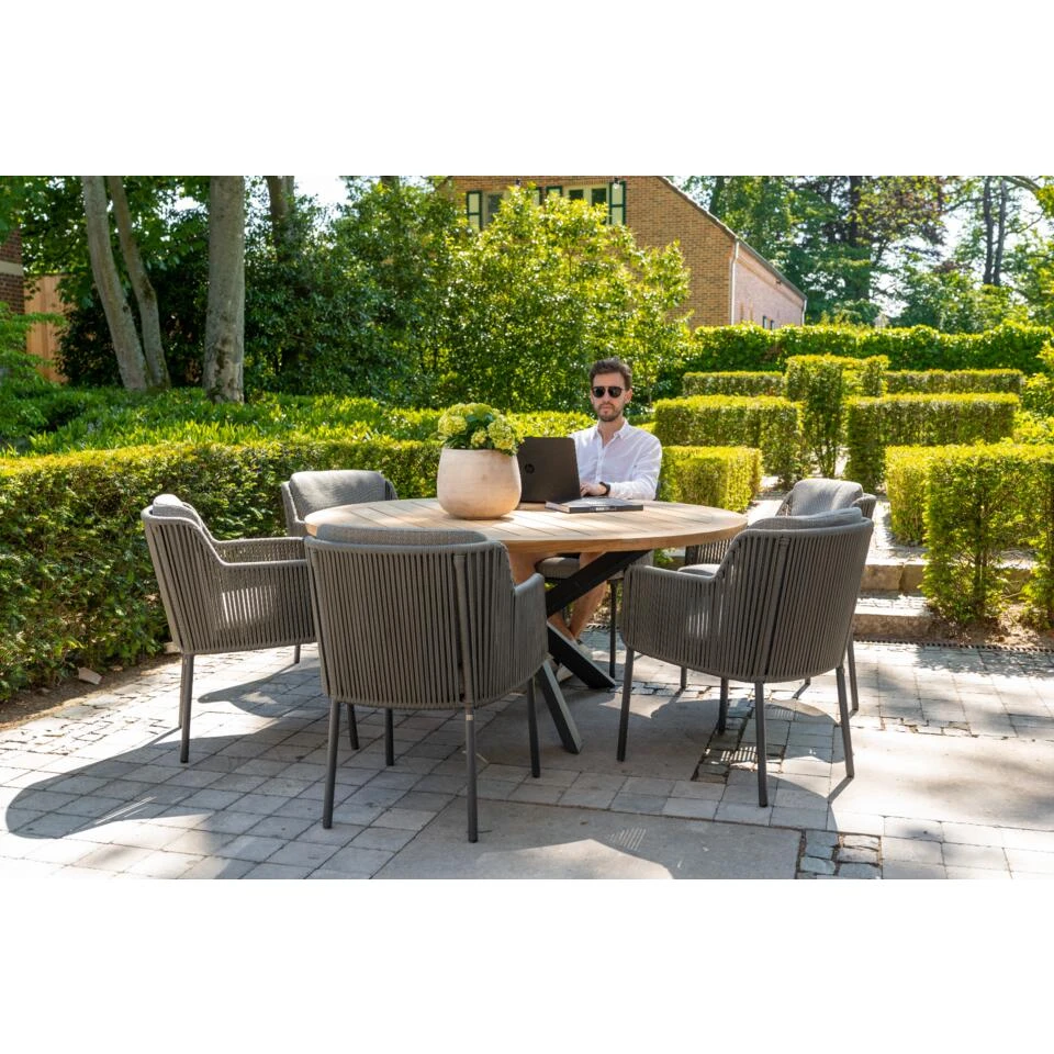 Voorkant -Madison Verkoopwinkel 1000045744 0103